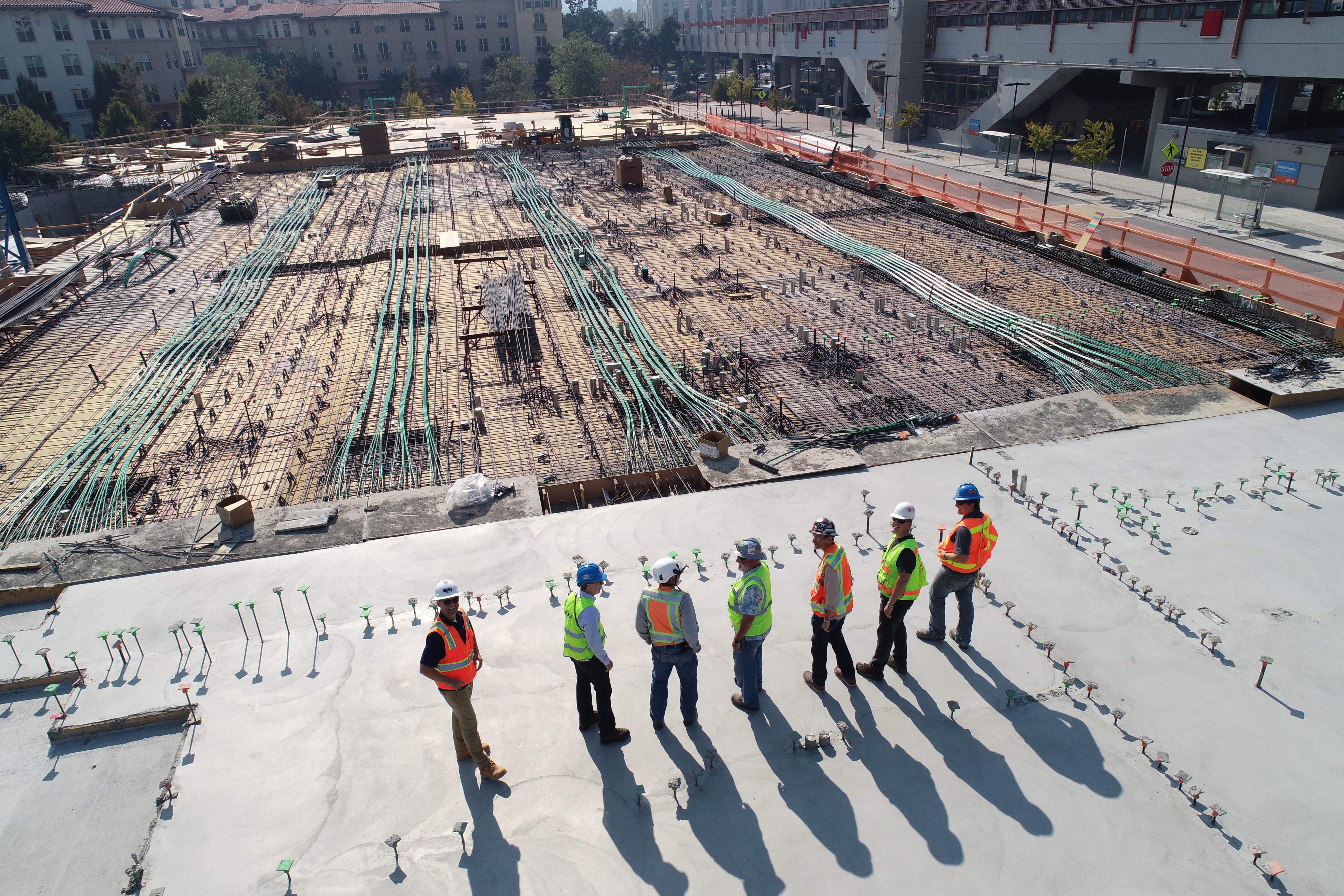 Elektro Joder GmbH: Team bei der Arbeit – Über uns